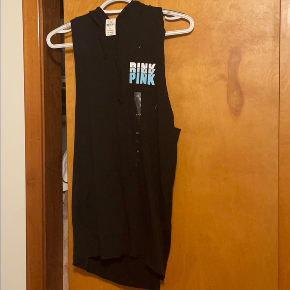 It’s a black tank top runs large
